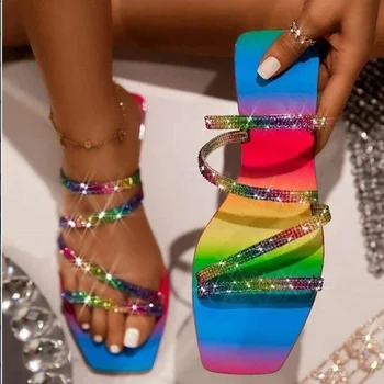 Byt Papuče 2023 Letné Módy Candy Farby Drahokamu Sandále Dievčatá Rainbow Crystal Slip-On Vonkajšie Pláži dámske Papuče