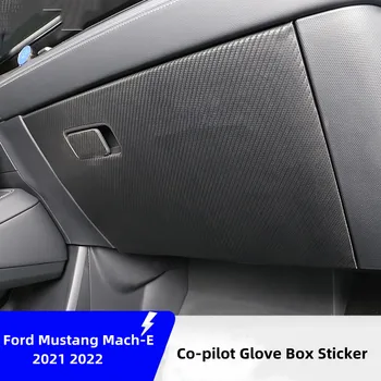 Pre Ford Mustang Mach-E 2021 2022 Auto Co-pilot Rukavice Box Anti Kop Nálepky Uhlíkových Vlákien PU Kožené Nálepky Auto Príslušenstvo 2KS